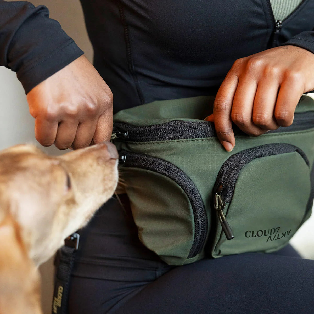 Cloud7 Gürteltasche AKTIV Olive Hundeleckerlitasche