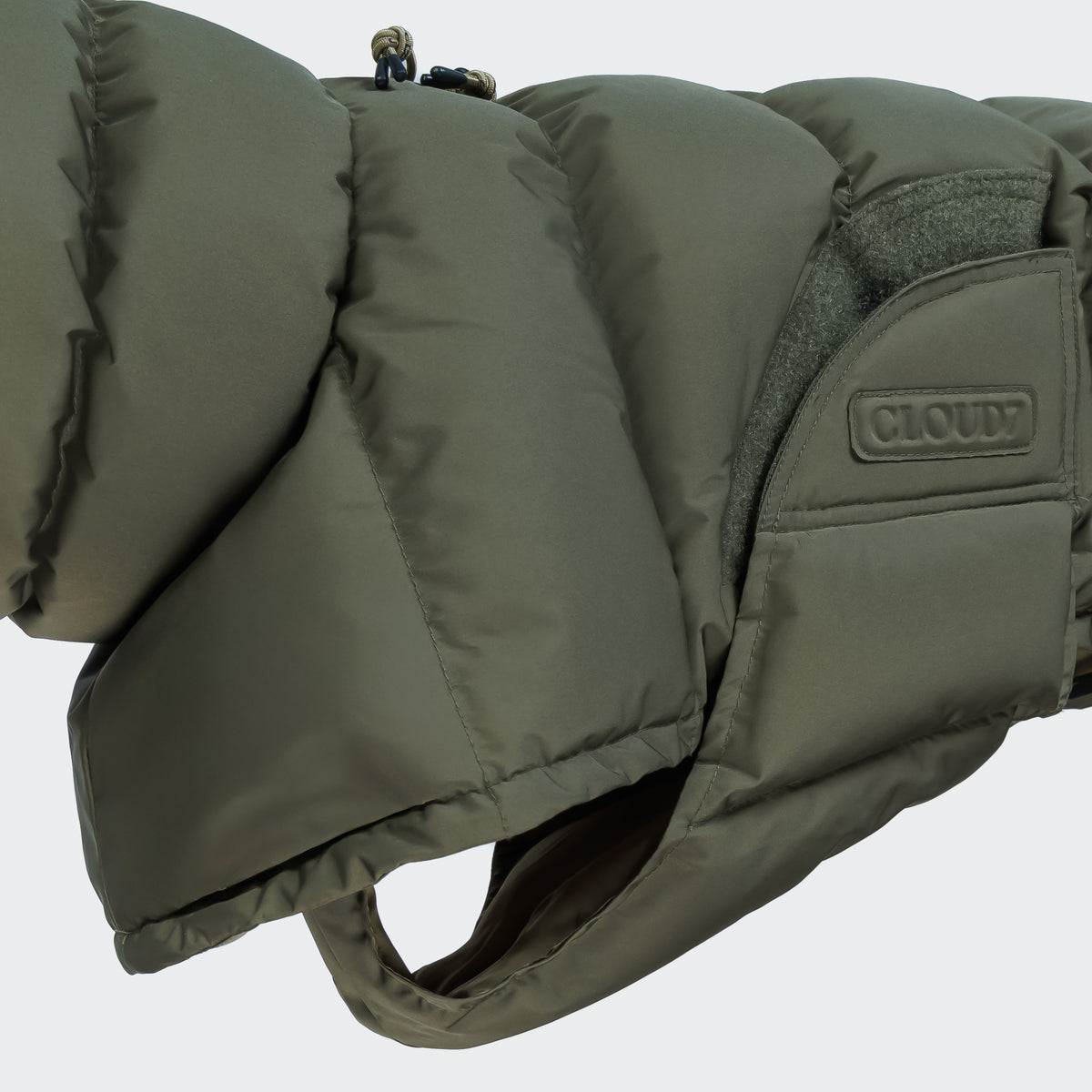 Cloud7 Hundemantel Winter Everest Light Olive Hundewintermantel lang geschnitten