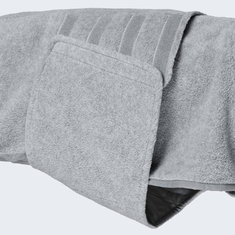Cloud7 Hundepullover Fleece Derby Light Grey Hundemantel