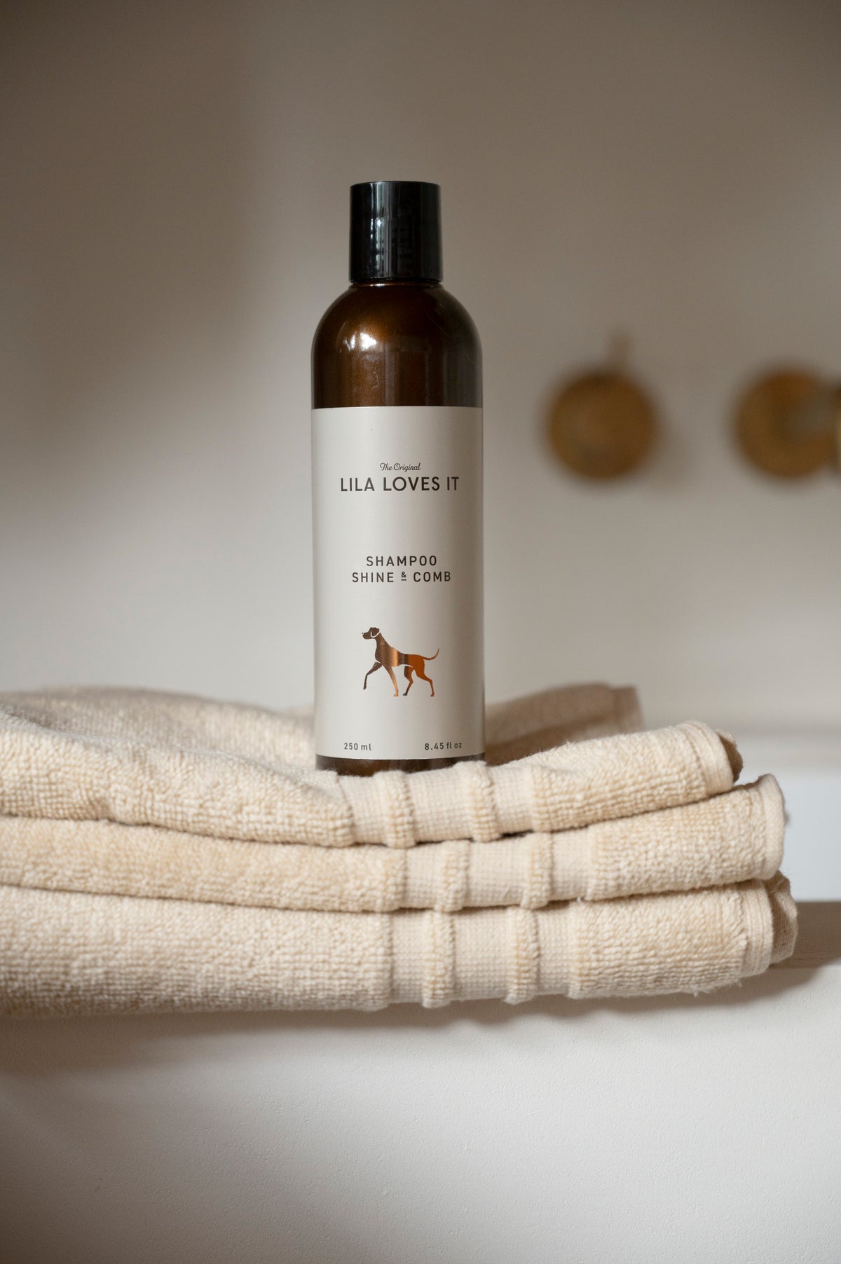 LILA LOVES IT Shampoo Shine & Comb Shampoo für Hunde Fellpflege für Hund natürlich