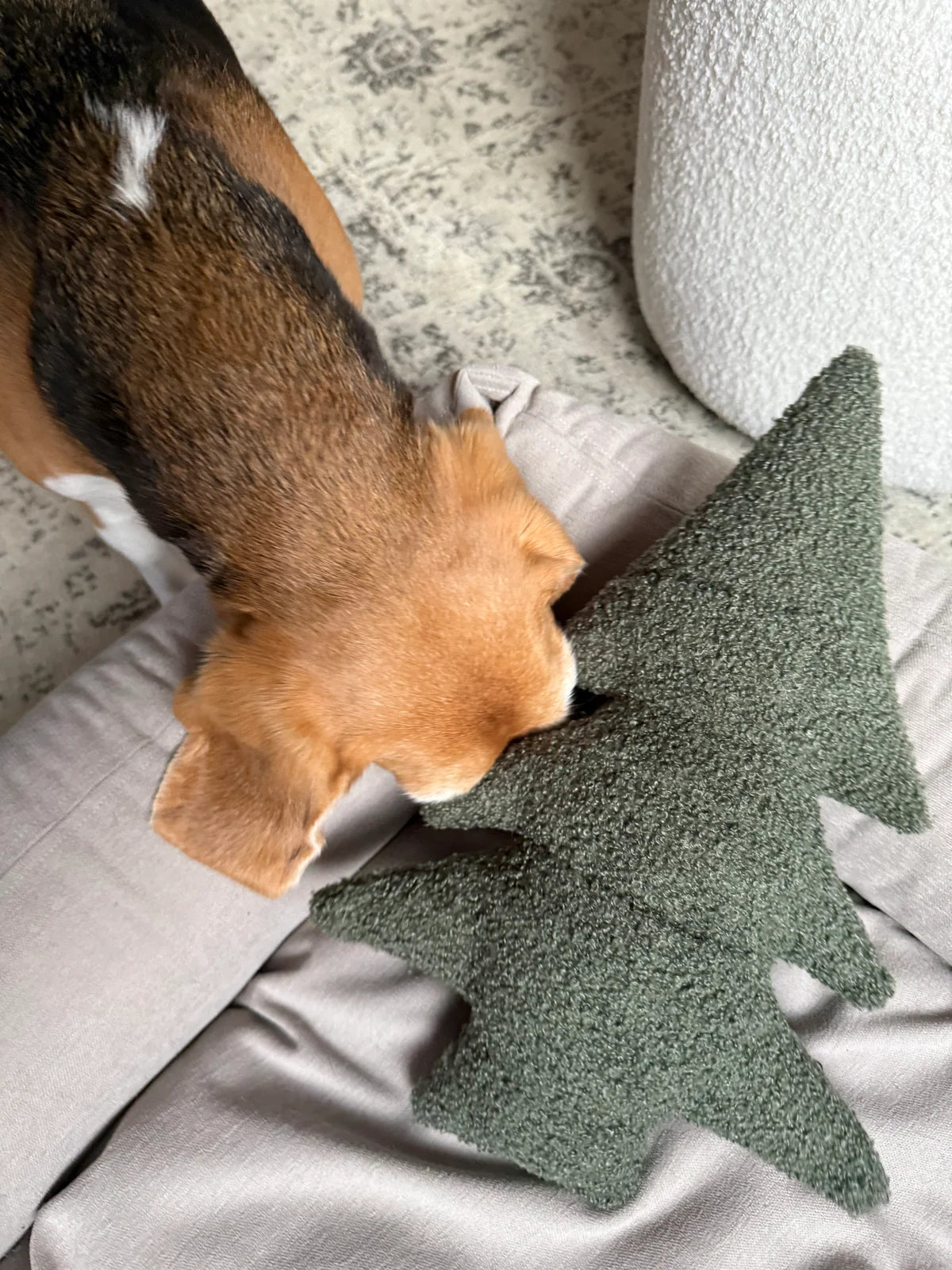 Lillabel Plüsch Beschäftigungsspielzeug Weihnachtsbaum Spielzeug Hund für Weihnachten