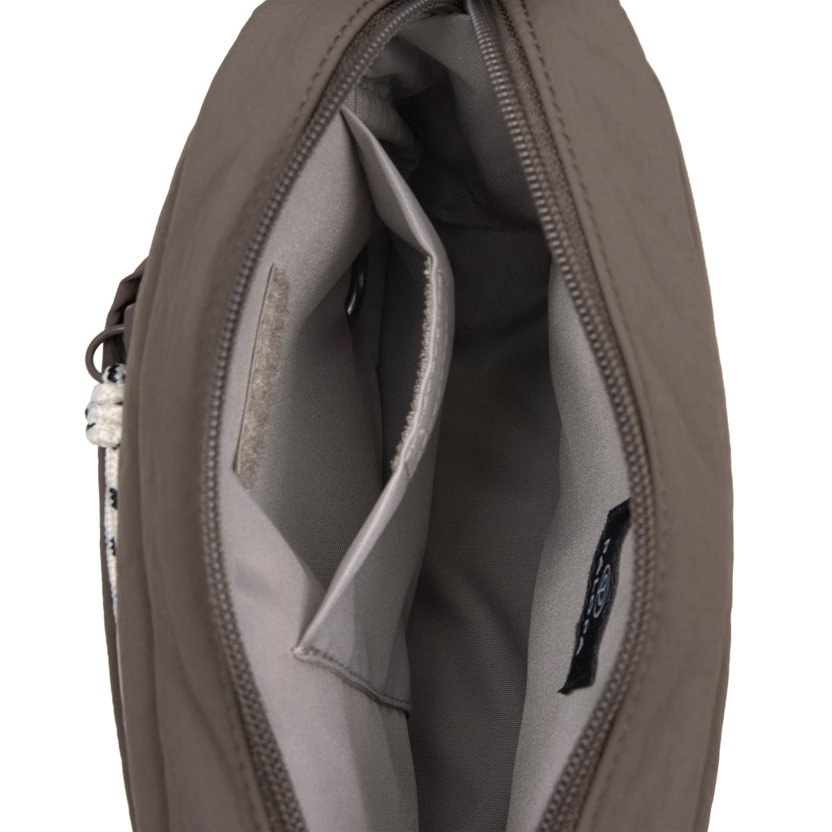 PALOPA Square Bag Noka Crinkled chocolate Gassitasche Square Bag