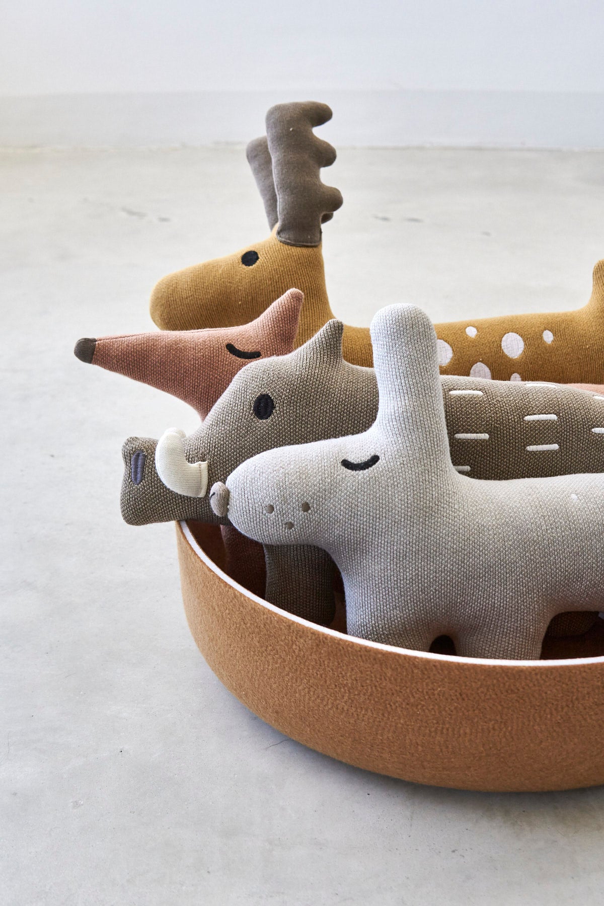 MiaCara Bosco Stofftier Fuchs Ziegel Reh Ocker Wildschwein Braun Hase grau grosses Designer Hundespielzeug