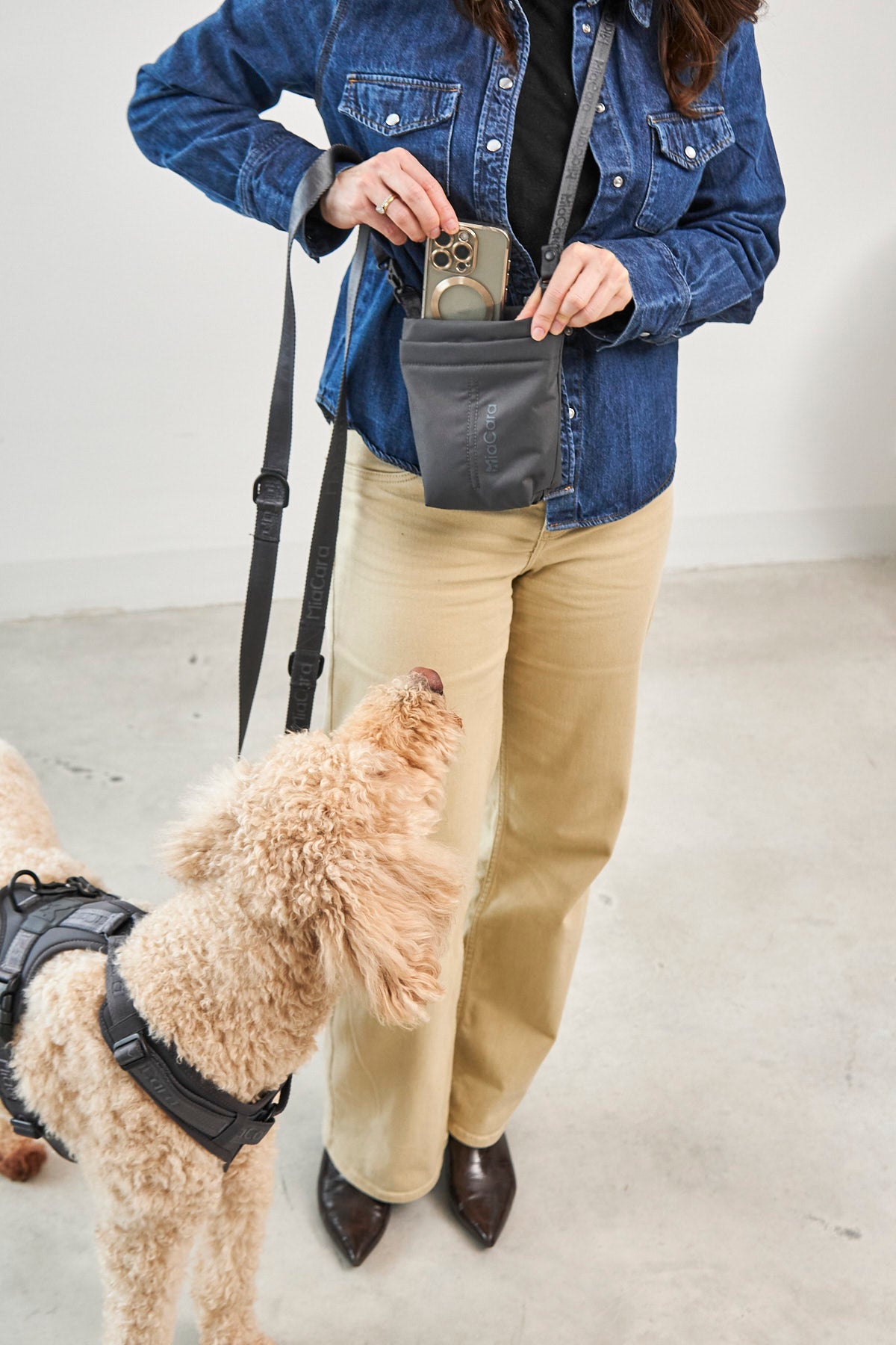 MiaCara Gusto 2.0 Leckerlibeutel Asphalt Hundeleckerlibeutel Gassi Bag Hund 
