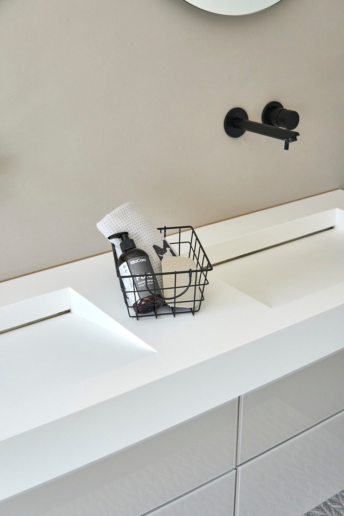 MiaCara Pelo Hundebuerste Greige ergonomische Hundebuerste fuer langes Fell