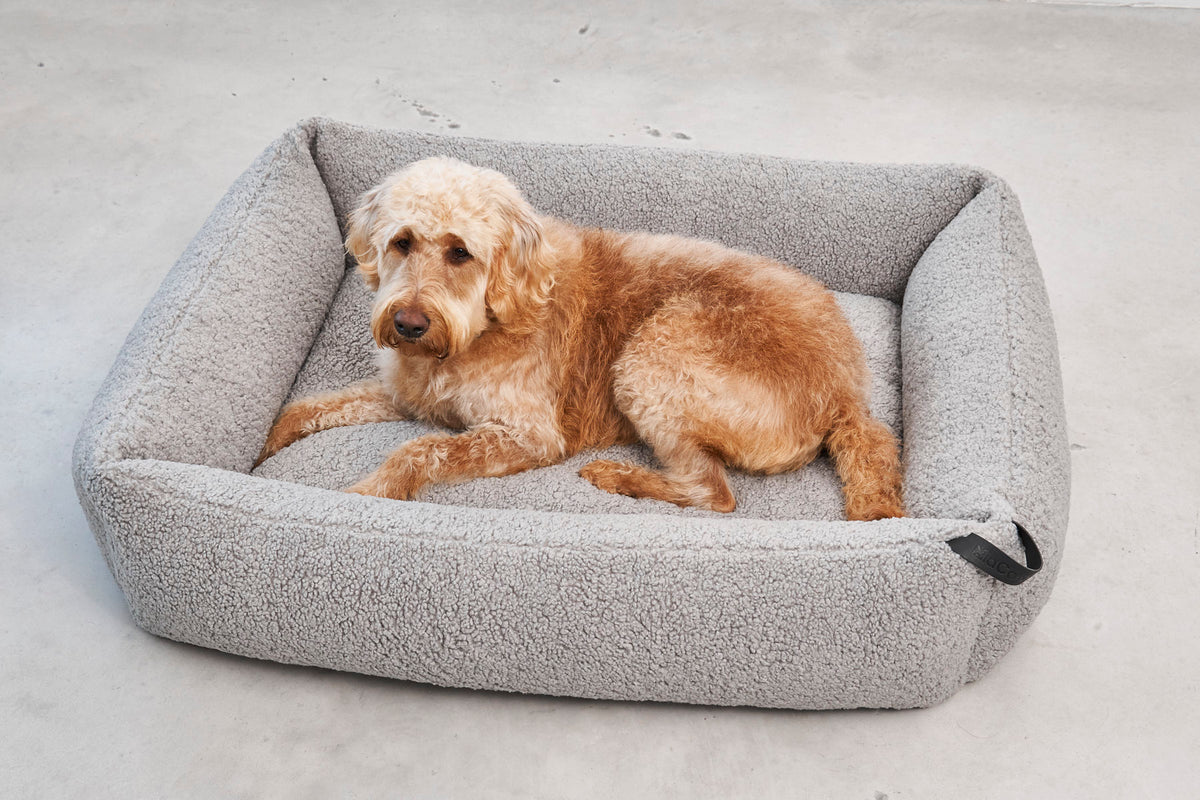 MiaCara Senso Box-Bett Kiesel Teddy Hundebett mit Rand