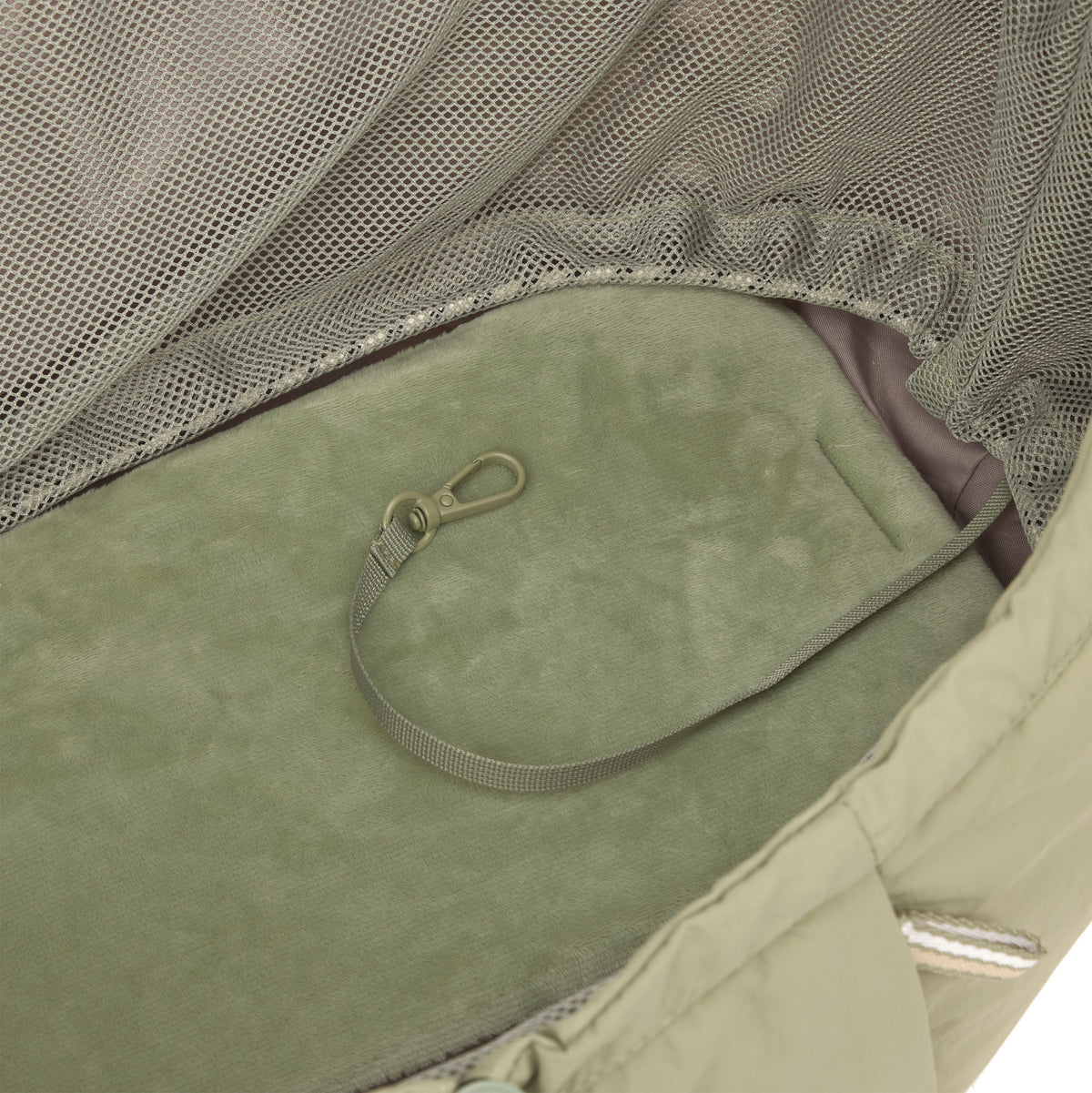 PALOPA Hundetragetasche Bara Crinkled Pale Olive Hundetragetasche mit Kurzleine