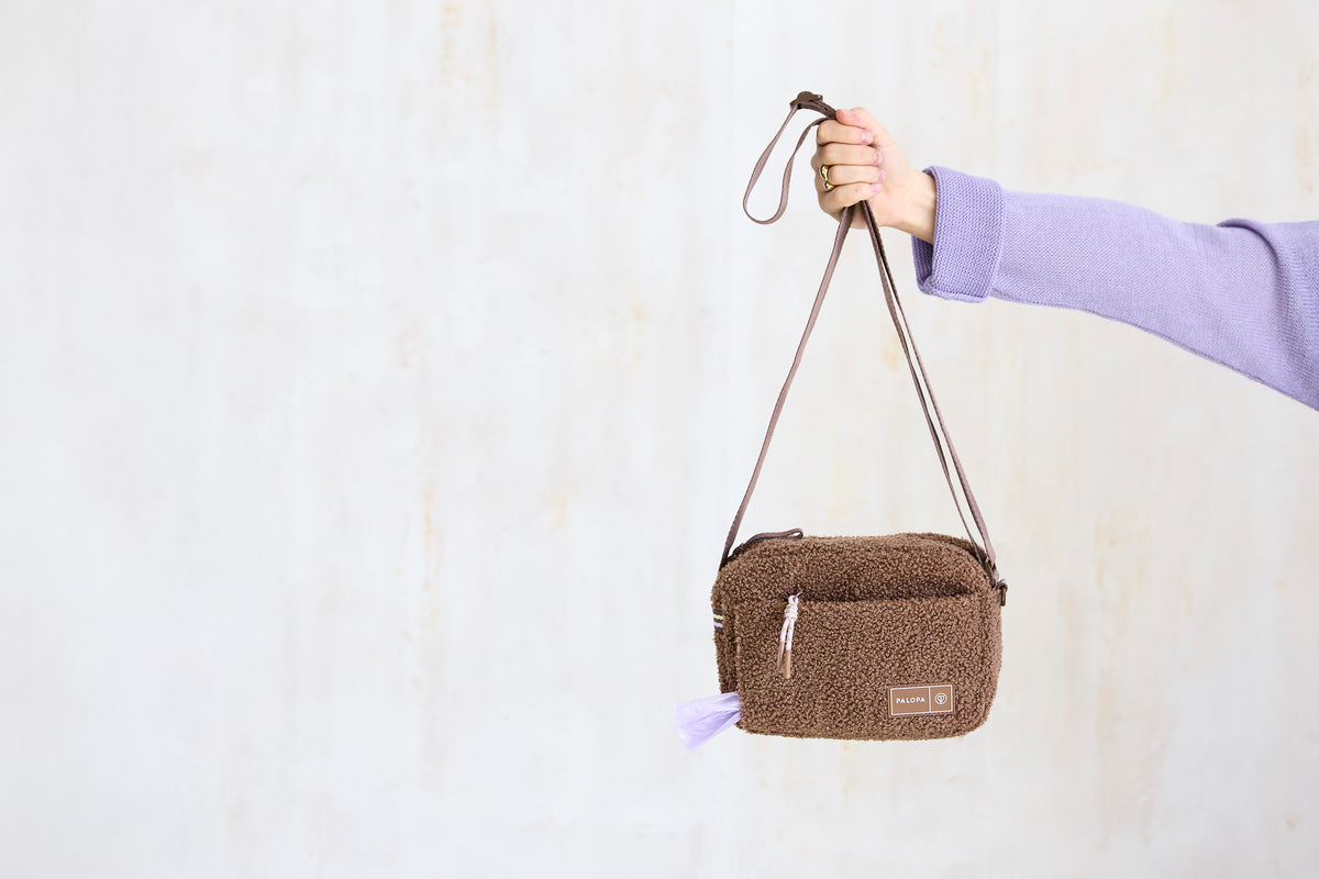 PALOPA Square Bag Noka Teddy Fleece Brown Limited Edition Hunde Leckerlitasche für unterwegs 
